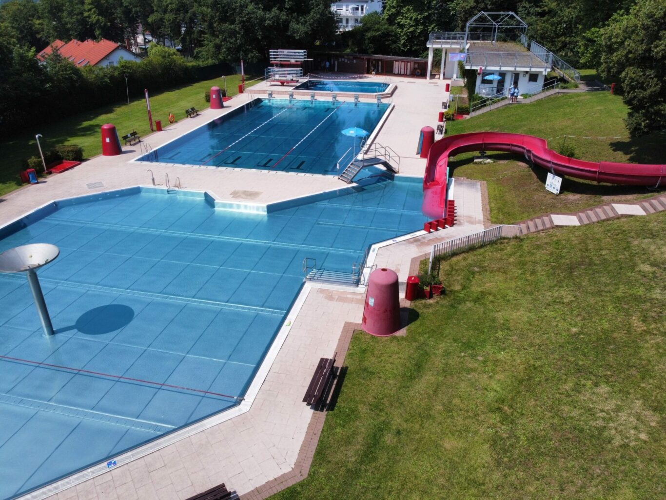 Das Friedrichsthaler Freibad von Oben