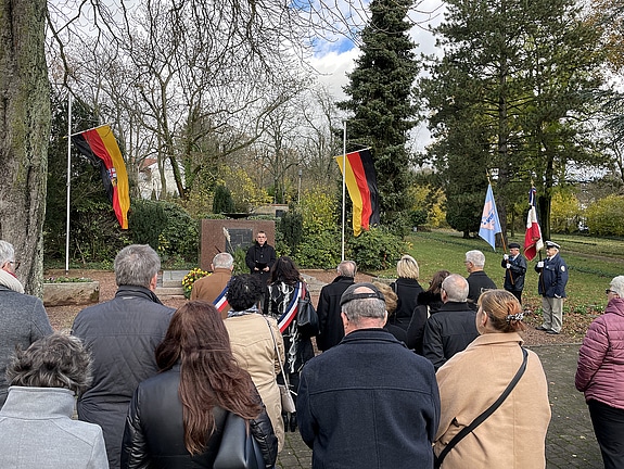 gedenkfeiern in voelklingen zum volkstrauertag 655c5852deef6