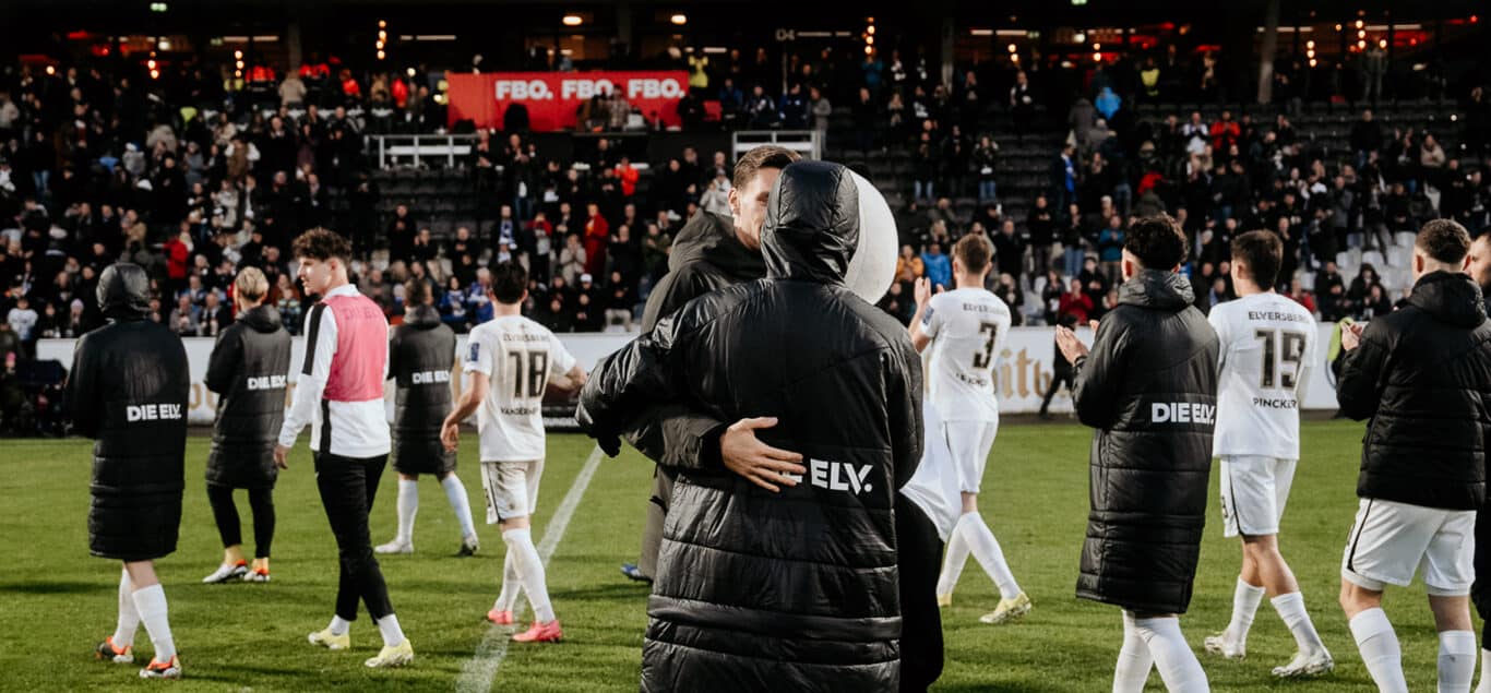 heimbereiche beim saison finale gegen den karlsruher sc ausverkauft 66302065b224d